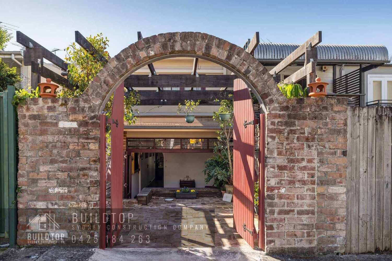 BuildTop-construction-company-in-sydney--building-projects-photo-gallery----24-glebe-herritage-restoration-project--008